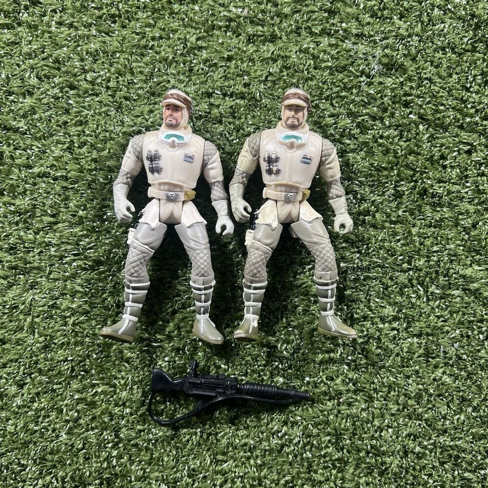 Lot Of 2 Star Wars Power of the Force Hoth Rebel Trooper 1997